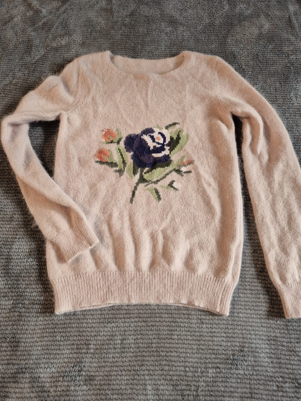Ochirly soft pink Knit Floral Embroidered Round Neck Sweater Womens M wool blend
